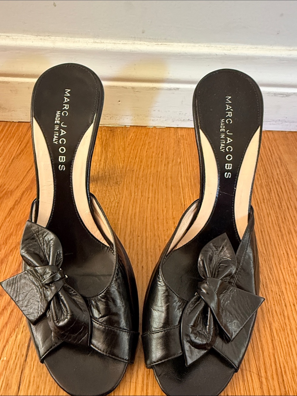Marc Jacobs Black Leather Bow Slip-On Mules